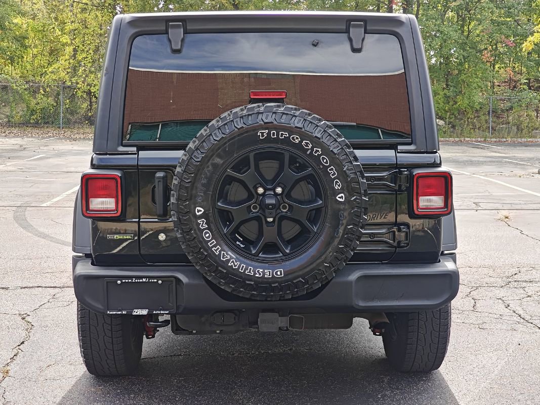 Used 2021 Jeep Wrangler Unlimited Sport image 4