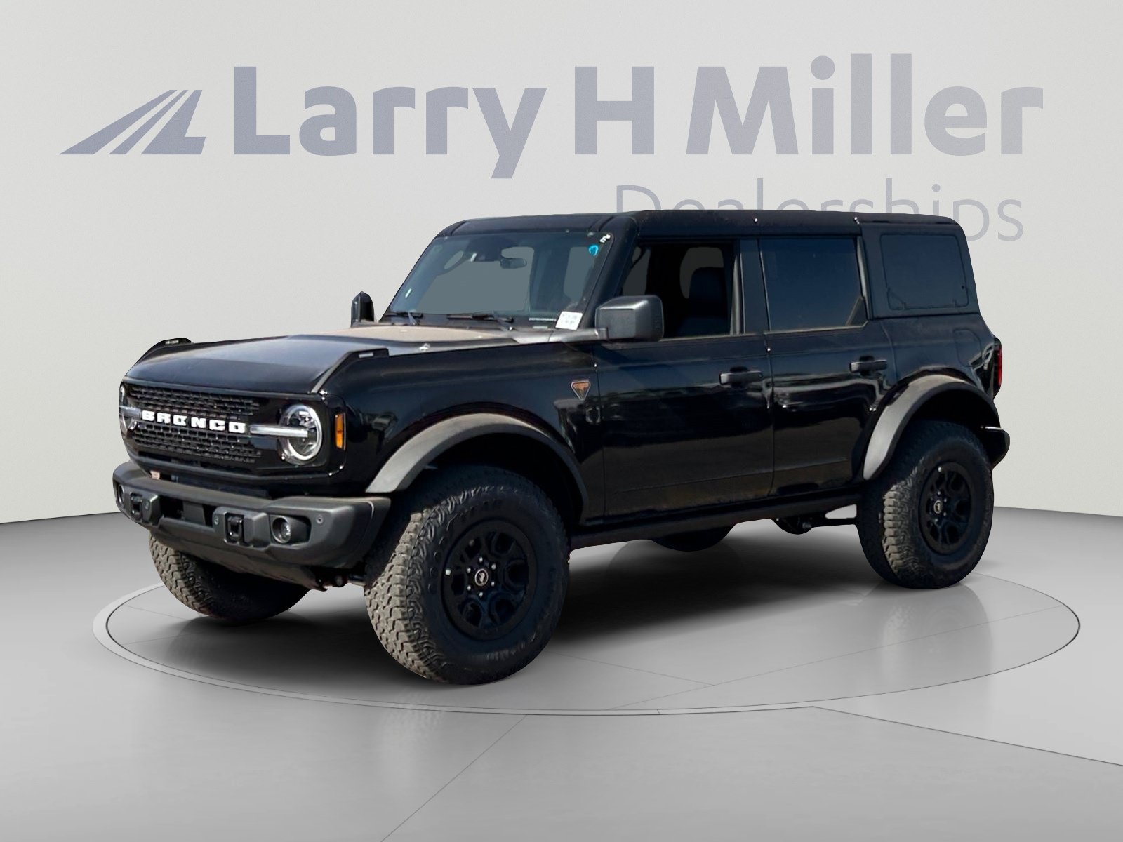 New 2026 Ford Bronco Badlands AWD/4WD image 1