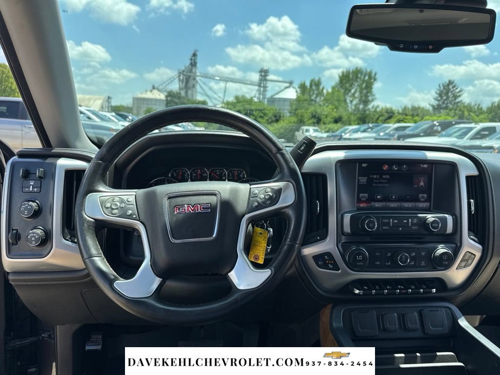 Used 2014 GMC Sierra 1500 SLT w/ SLT Crew Cab Value Package AWD/4WD image 23