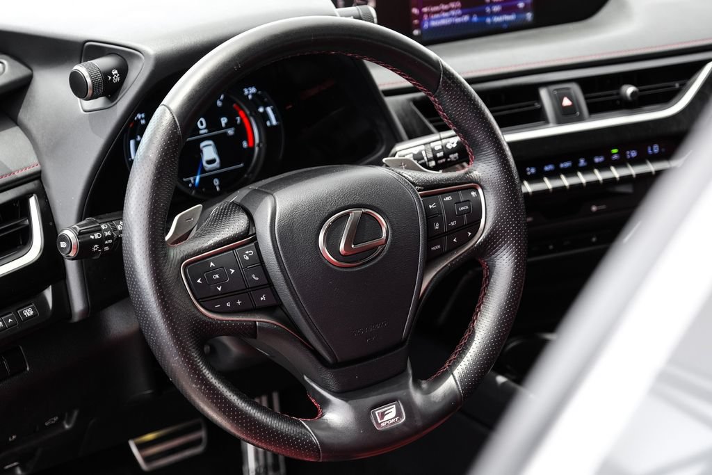 Used 2019 Lexus UX 200 F Sport w/ F Sport Premium Package FWD image 15