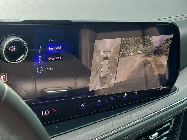 New 2026 Chevrolet Suburban LS RWD image 10