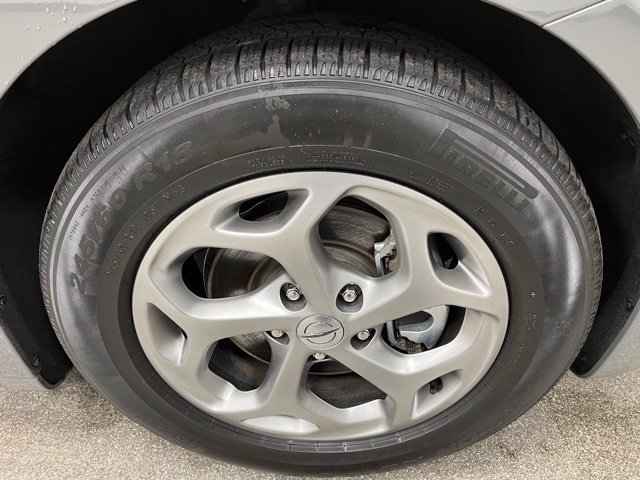 Used 2023 Chrysler Pacifica Limited FWD image 16
