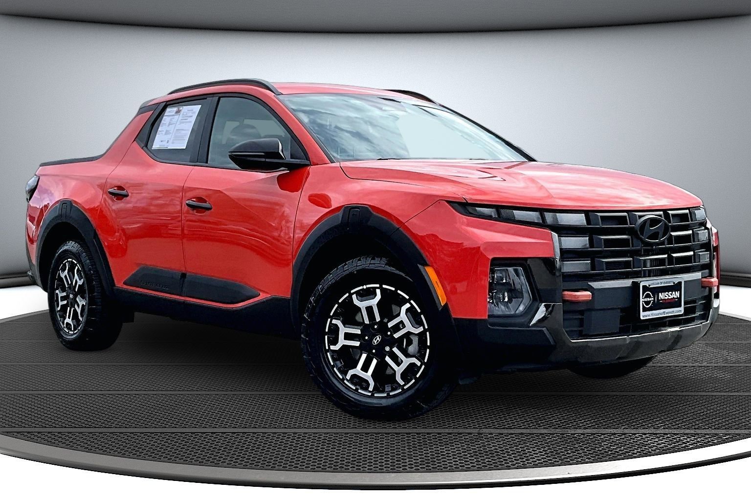 Used 2025 Hyundai Santa Cruz XRT AWD/4WD image 1