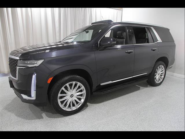 Certified 2022 Cadillac Escalade Premium Luxury AWD/4WD image 3