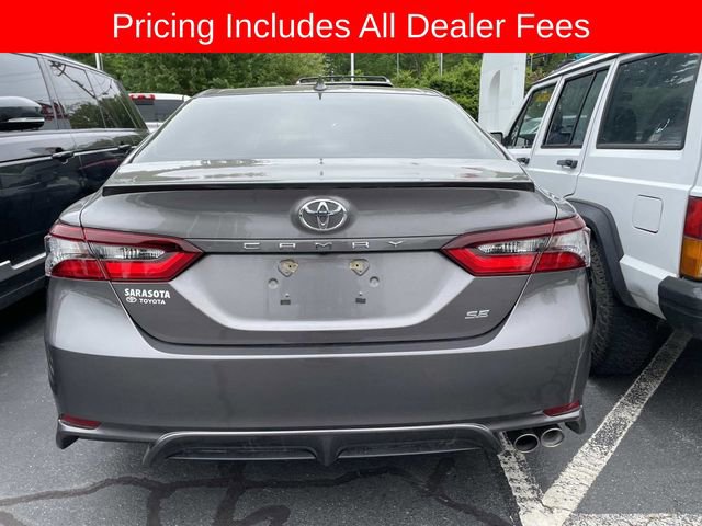 Used 2024 Toyota Camry SE FWD image 3