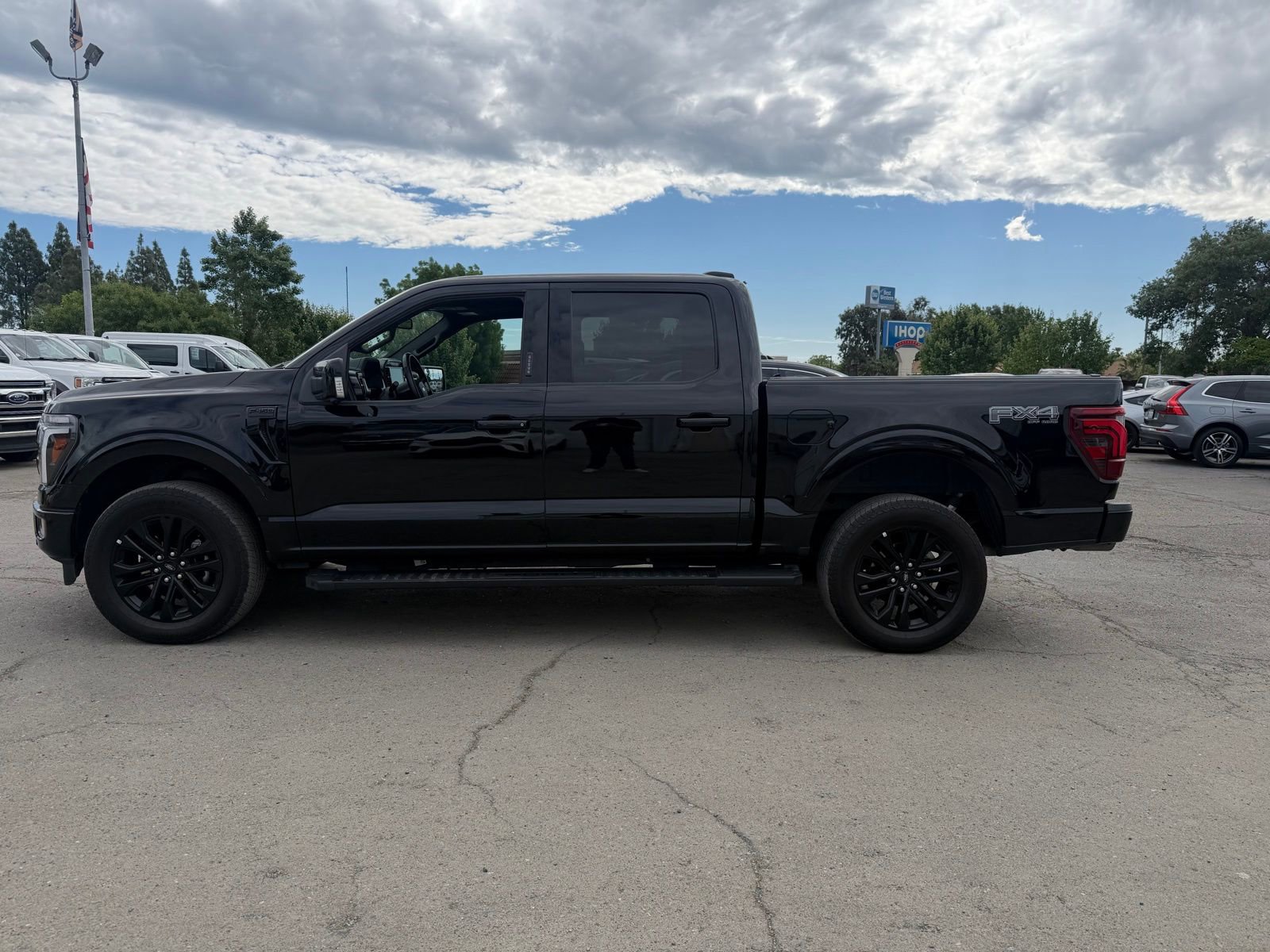 Used 2024 Ford F150 Lariat w/ Bed Utility Package image 2