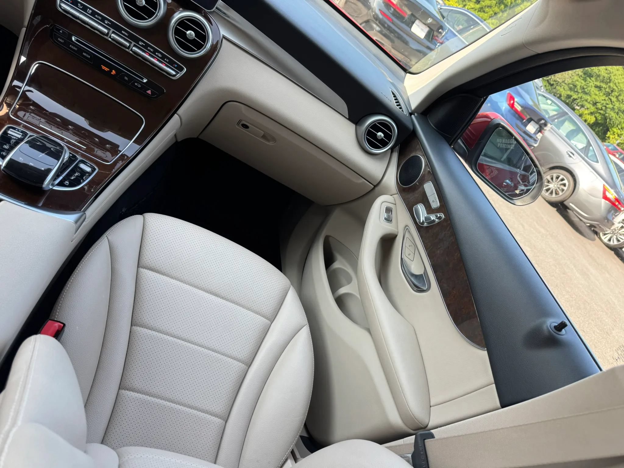 Used 2019 Mercedes-Benz GLC 300 image 12
