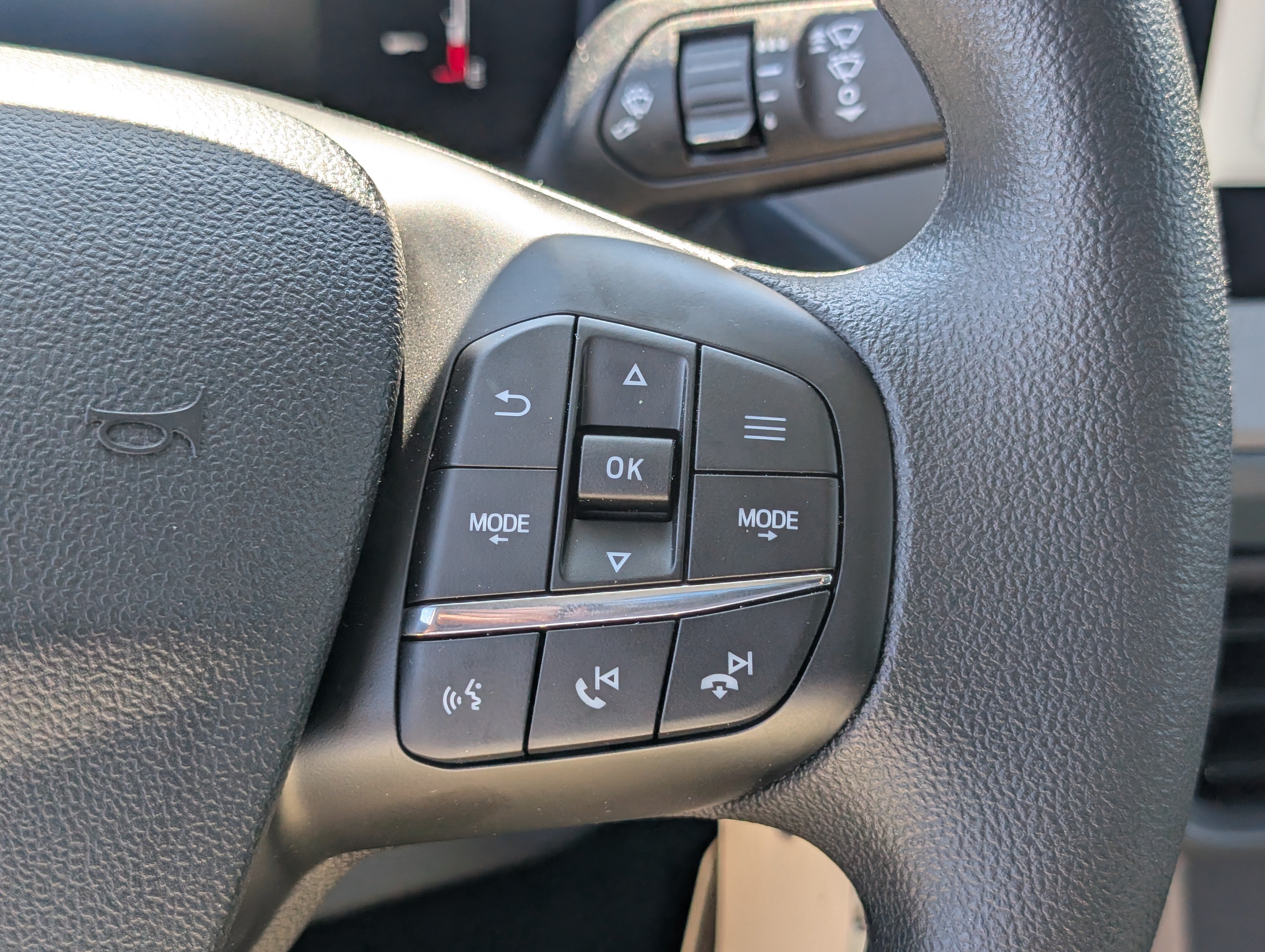 New 2026 Ford Maverick XL AWD/4WD image 16