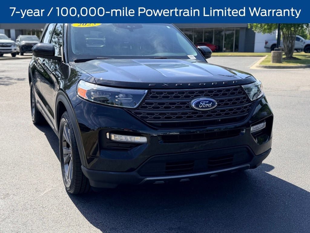 Used 2023 Ford Explorer XLT w/ Equipment Group 202A image 4