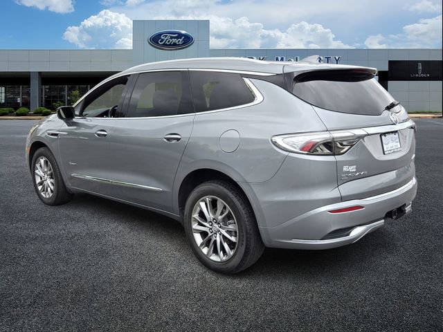 Used 2023 Buick Enclave Avenir w/ Avenir Technology Package AWD/4WD image 3
