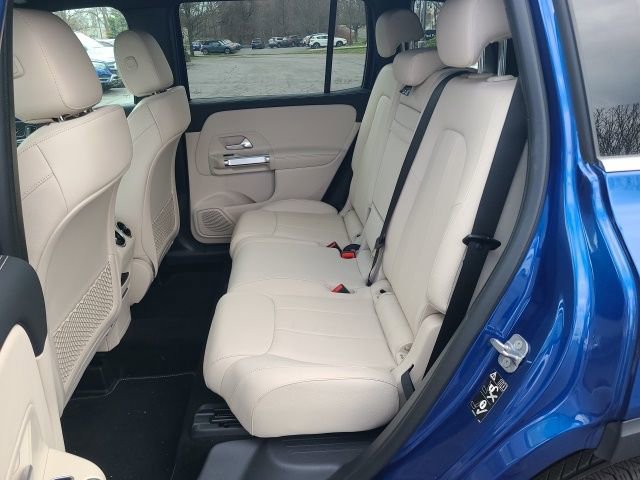 Certified 2024 Mercedes-Benz GLB 250 4MATIC image 5