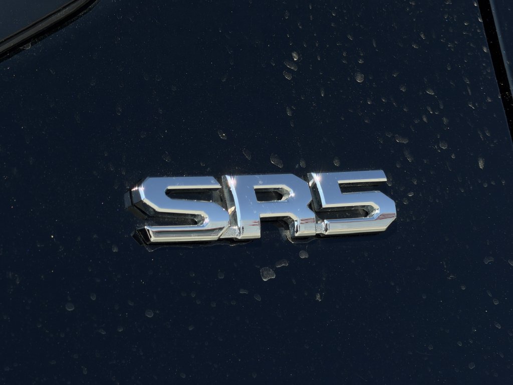 Used 2024 Toyota Tundra SR5 AWD/4WD image 10