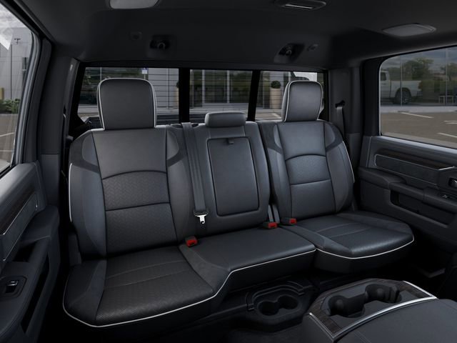 New 2026 RAM 2500 Laramie AWD/4WD image 15