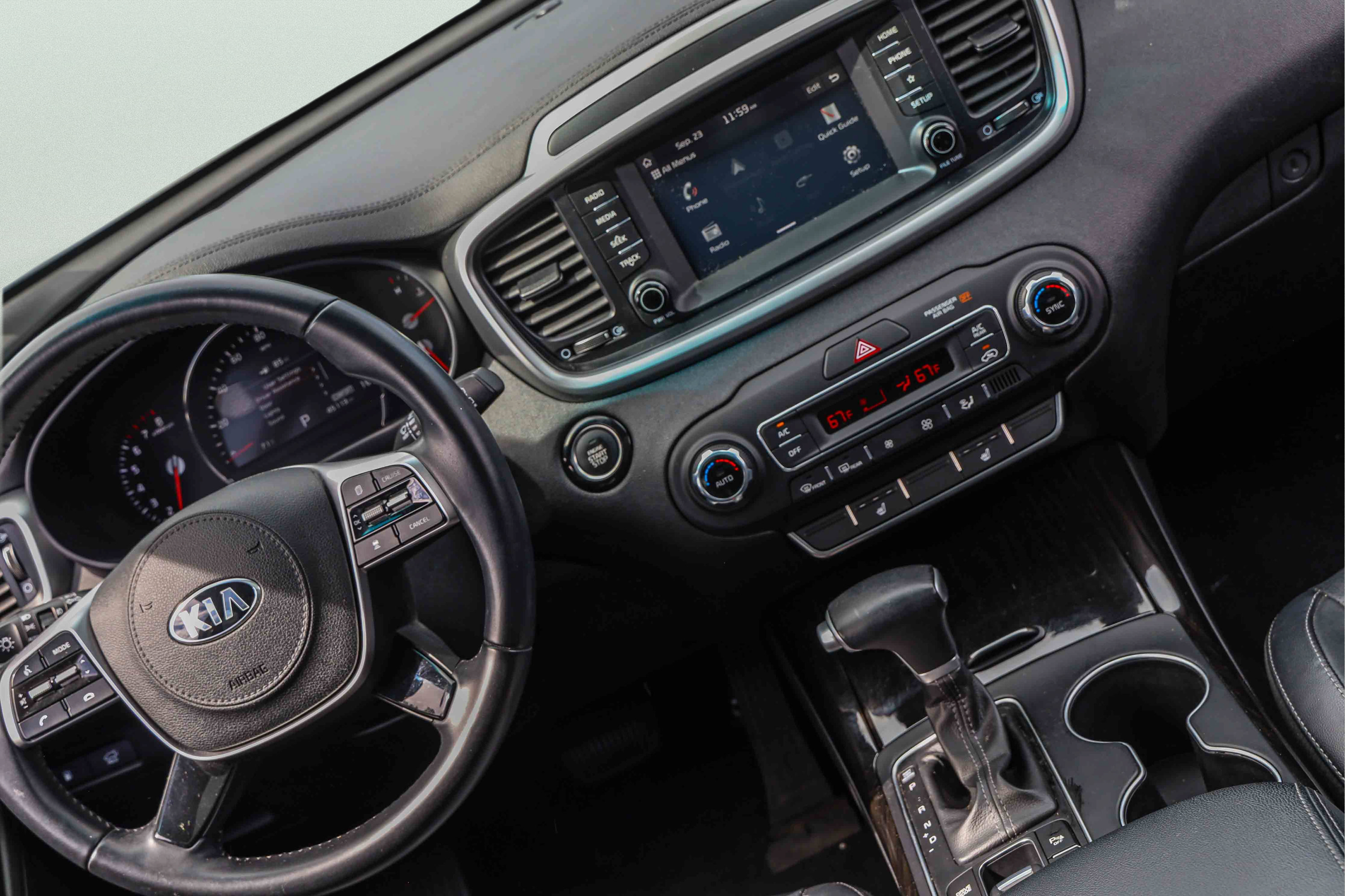 Used 2020 Kia Sorento EX AWD/4WD image 19