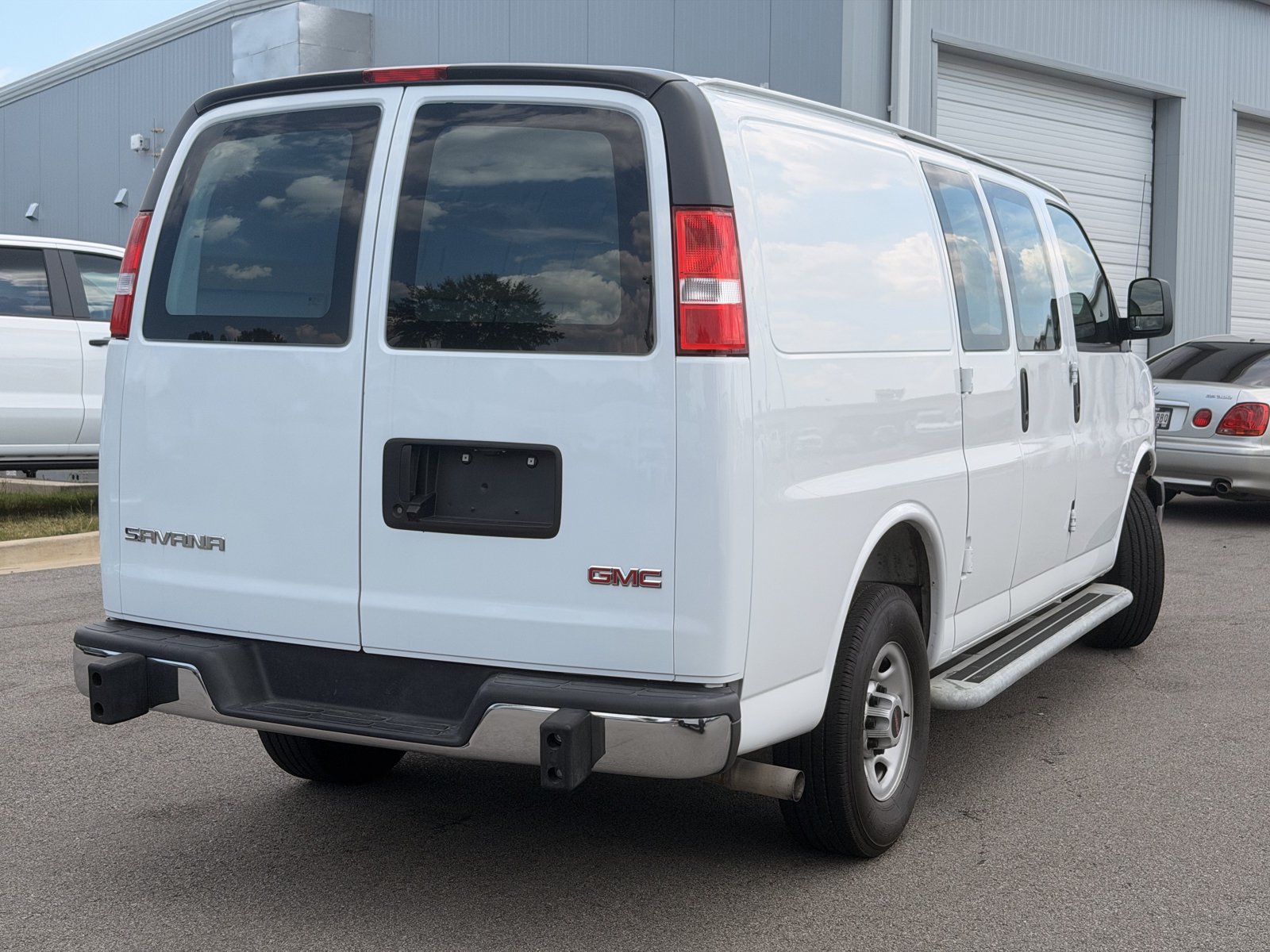 Used 2025 GMC Savana 2500 w/ Driver Convenience Package RWD image 12