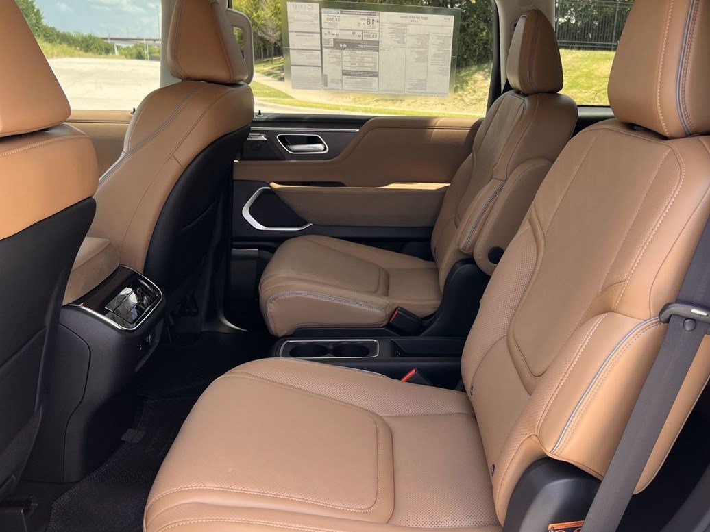 New 2027 INFINITI QX80 Luxe RWD image 28