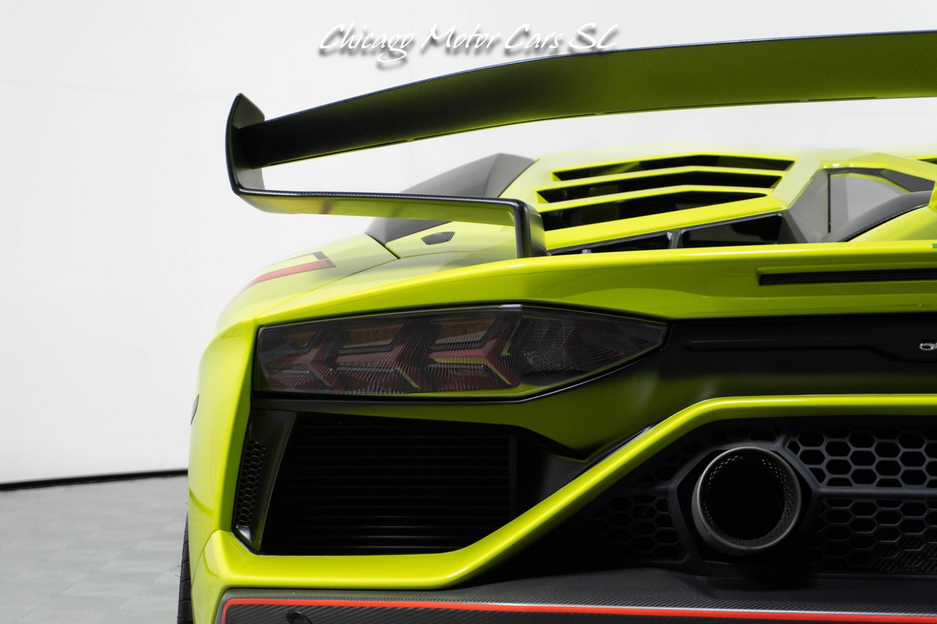 Used 2019 Lamborghini Aventador SVJ AWD/4WD image 21