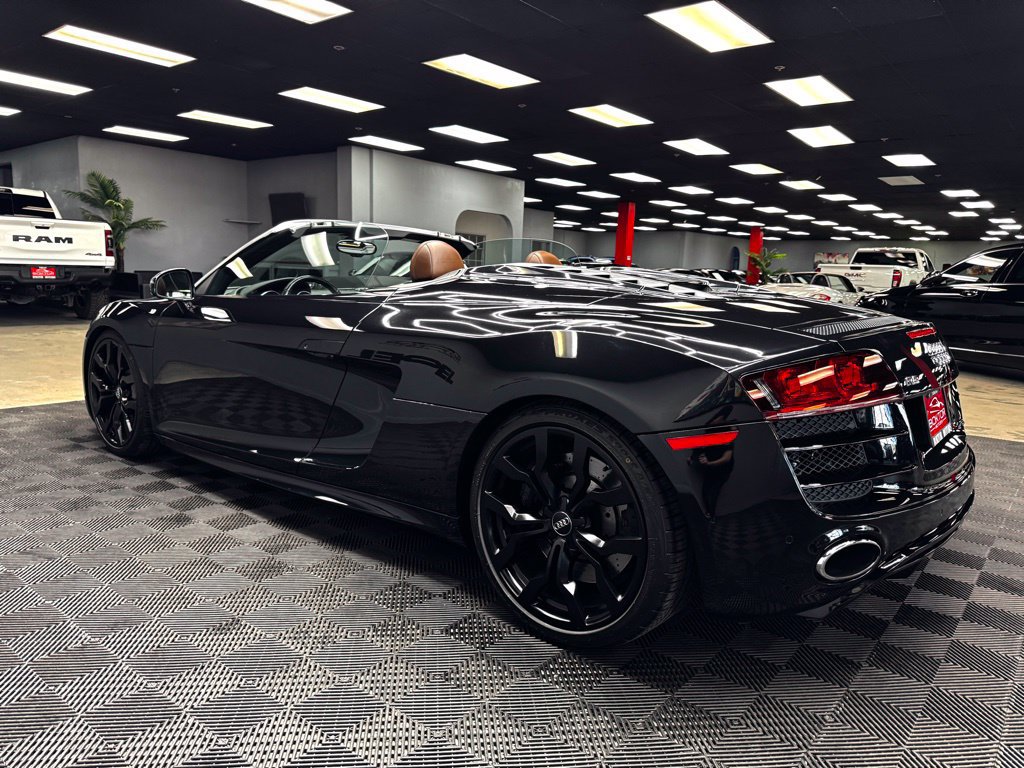 Used 2011 Audi R8 V10 AWD/4WD image 9