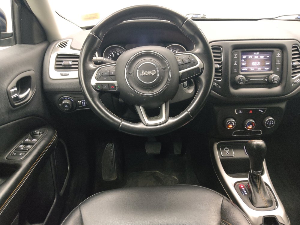 Used 2018 Jeep Compass Latitude w/ Safe & Security Group FWD image 22