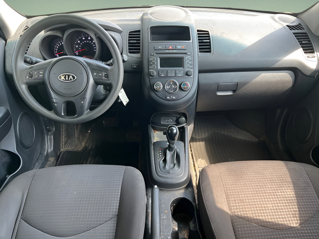 Used 2012 Kia Soul FWD image 16