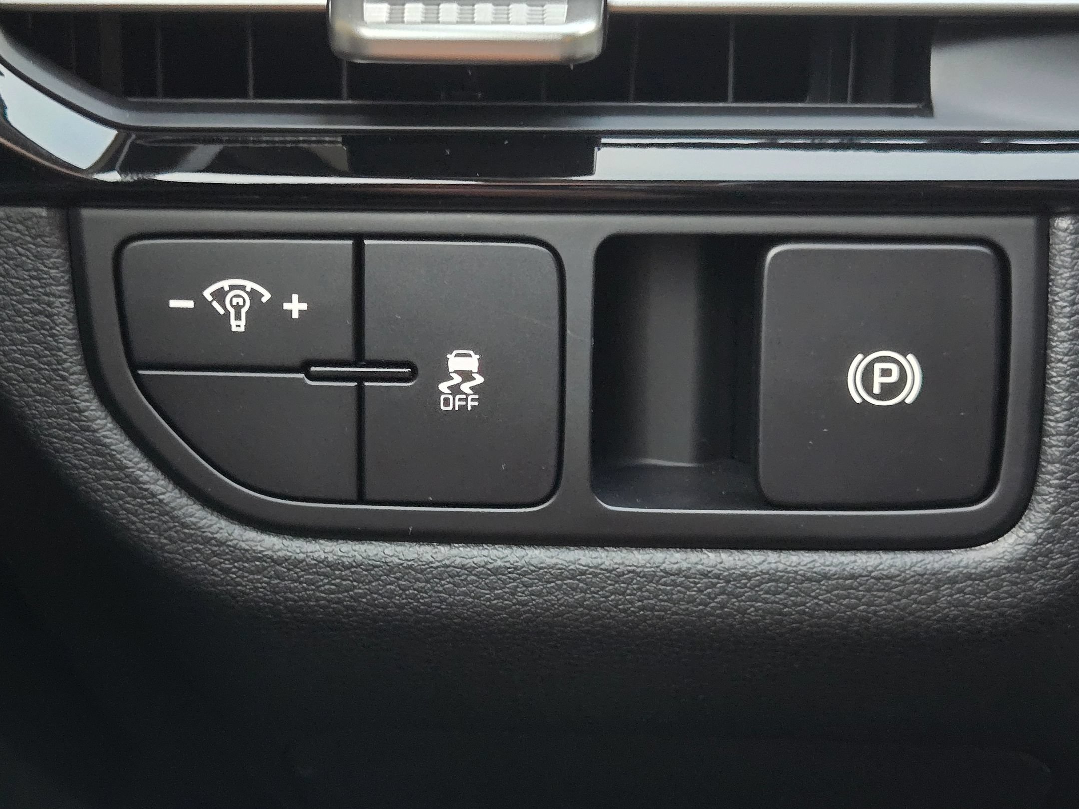 New 2026 Kia Sportage LX w/ LX Convenience Package FWD image 20