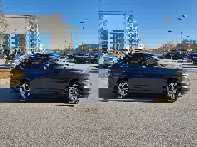 Certified 2025 Honda Accord LX image 9