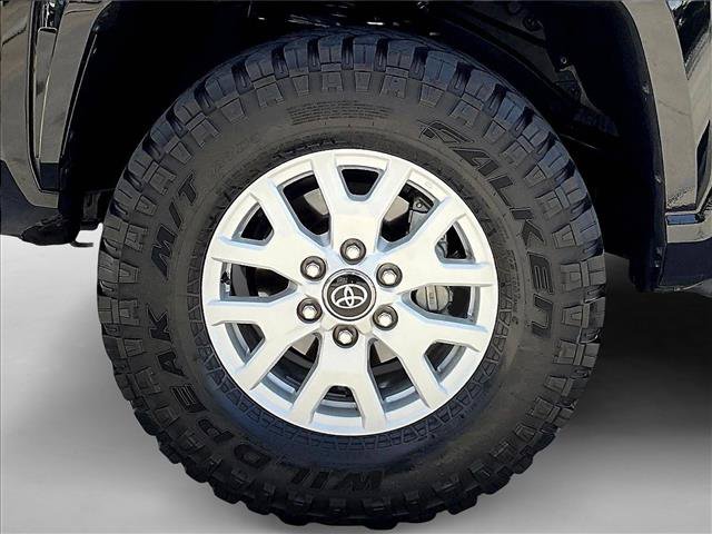 Used 2026 Toyota Tacoma SR5 RWD image 10
