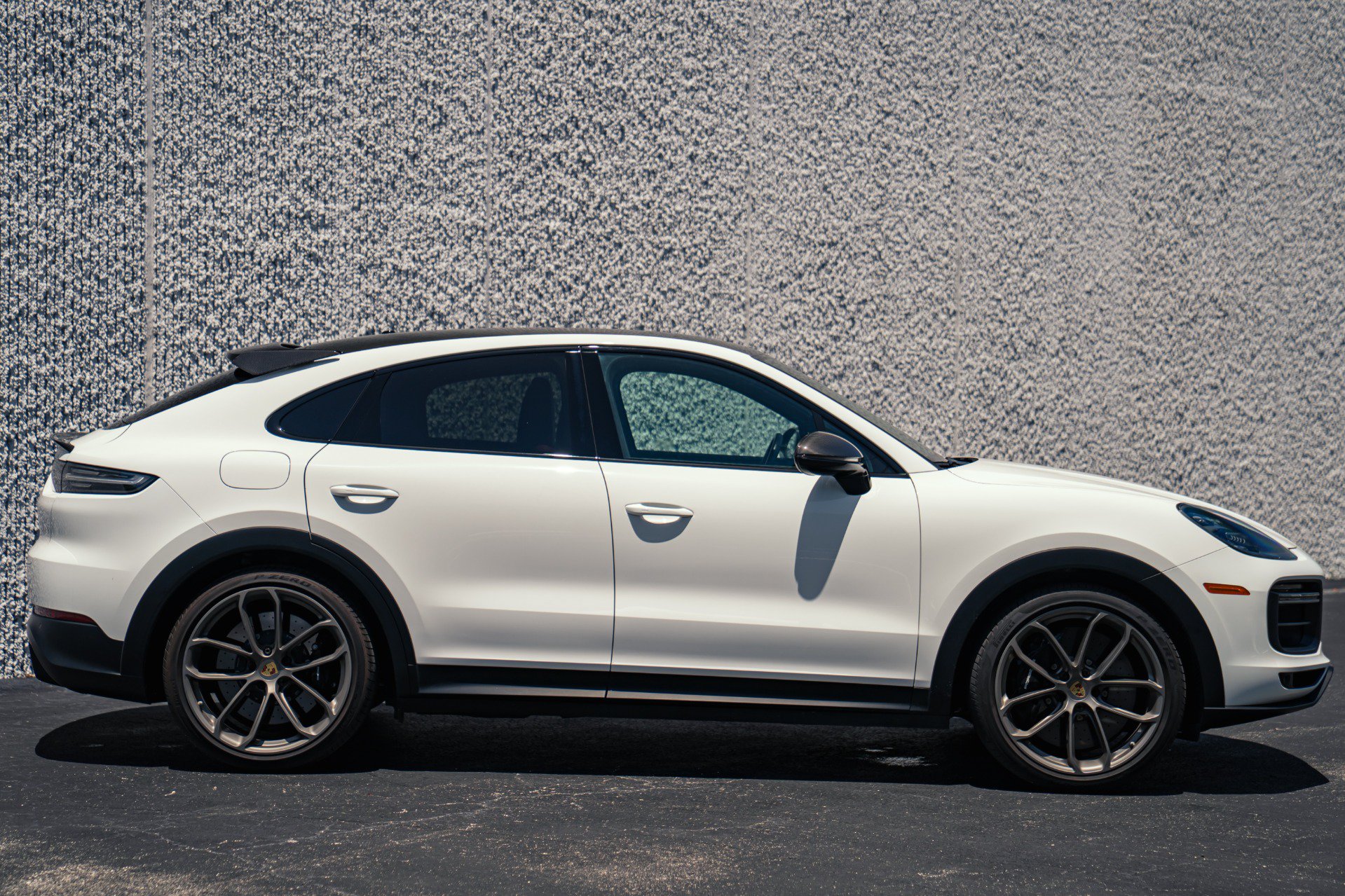 Used 2022 Porsche Cayenne Turbo GT AWD/4WD image 28