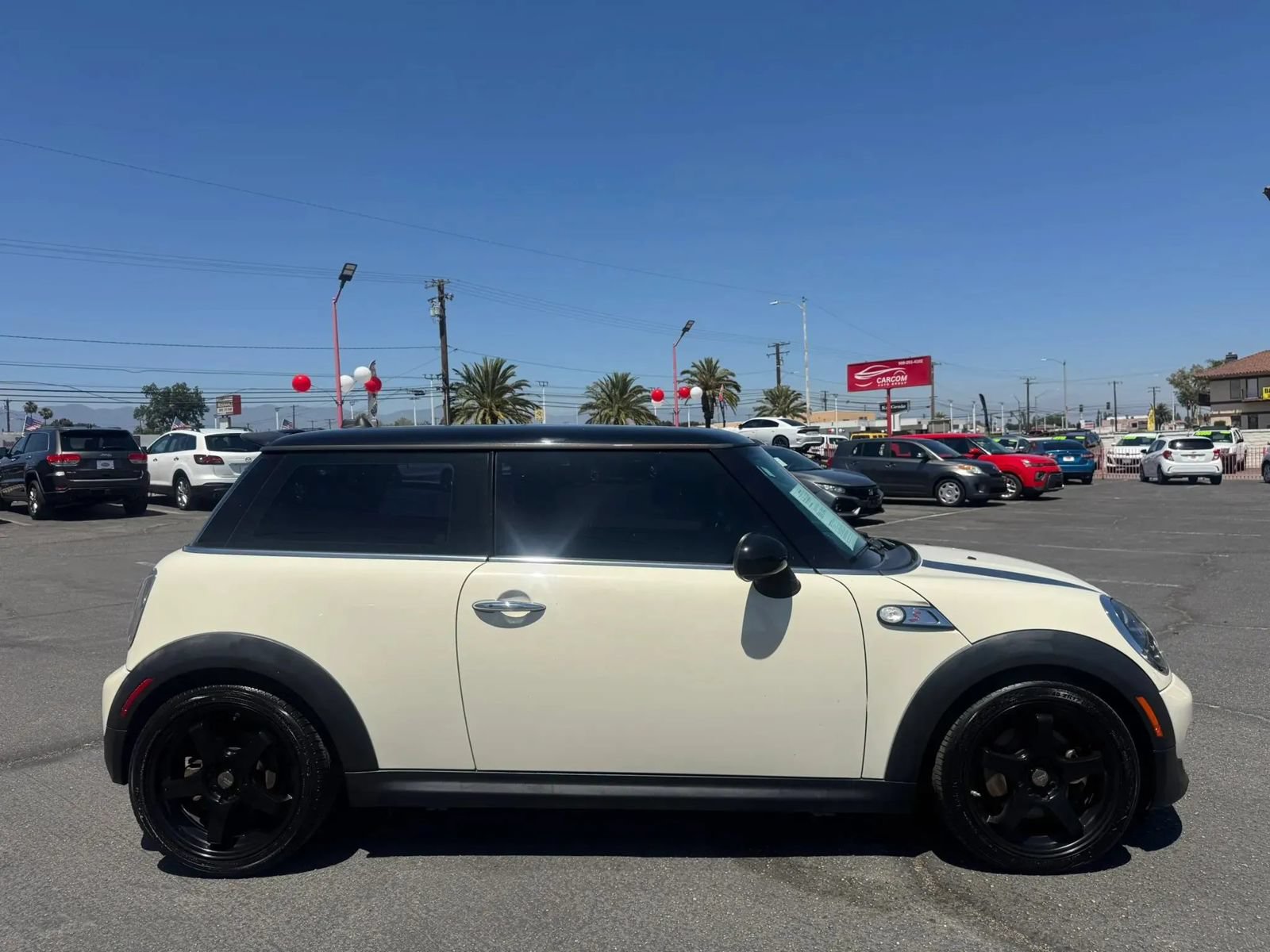 Used 2013 MINI Cooper S FWD image 11