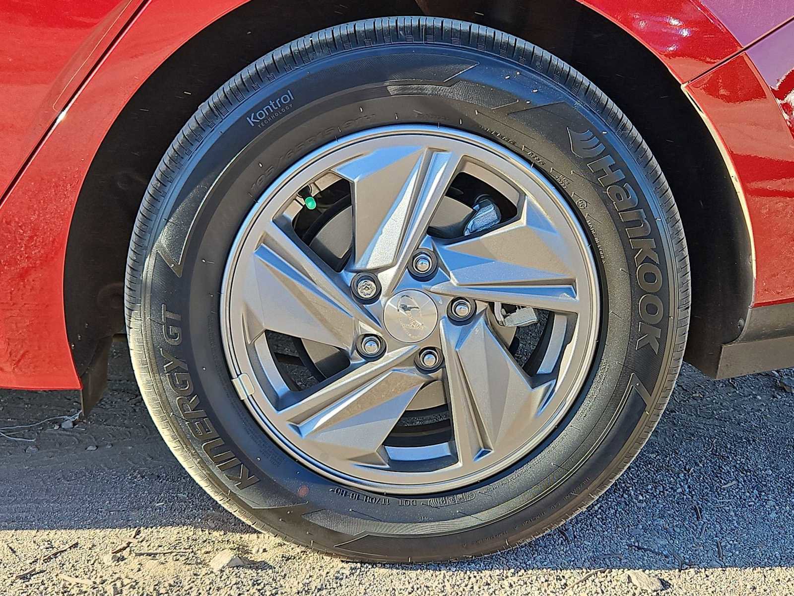 Certified 2025 Hyundai Elantra SE image 13