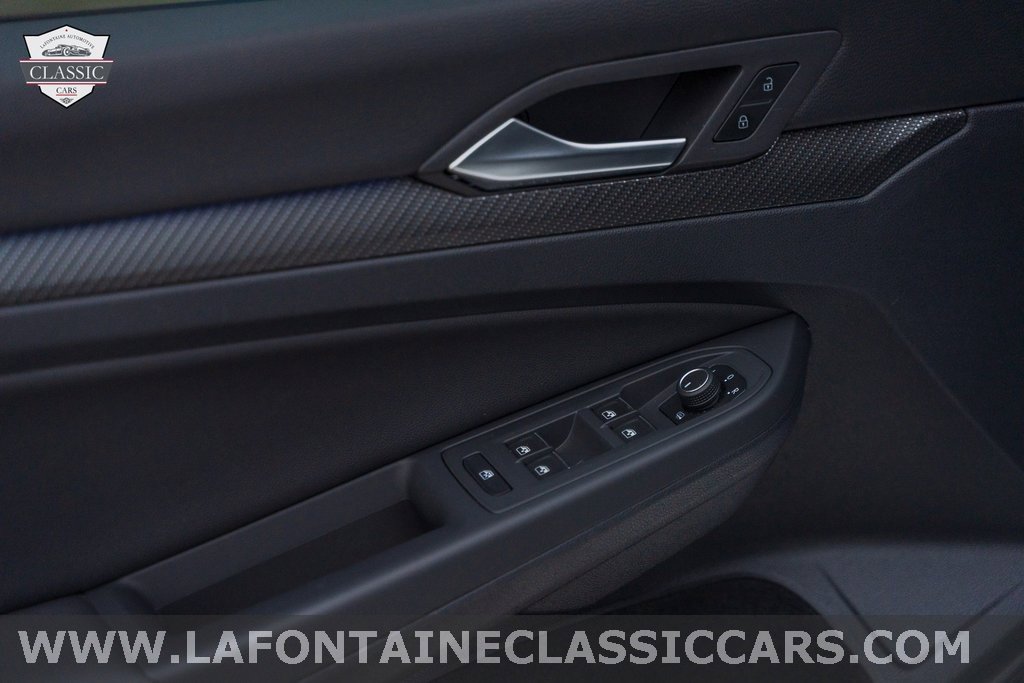 Used 2022 Volkswagen Golf R image 61