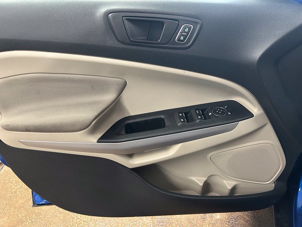 Used 2021 Ford EcoSport S AWD/4WD image 12