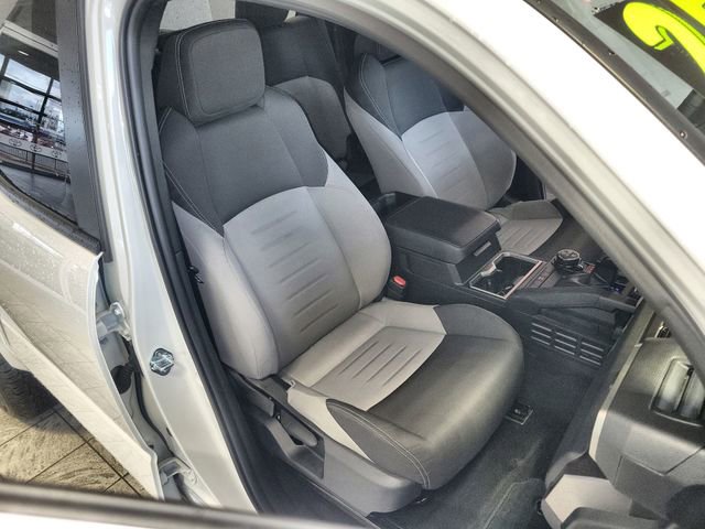 Certified 2025 Toyota Tacoma TRD Off-Road image 24