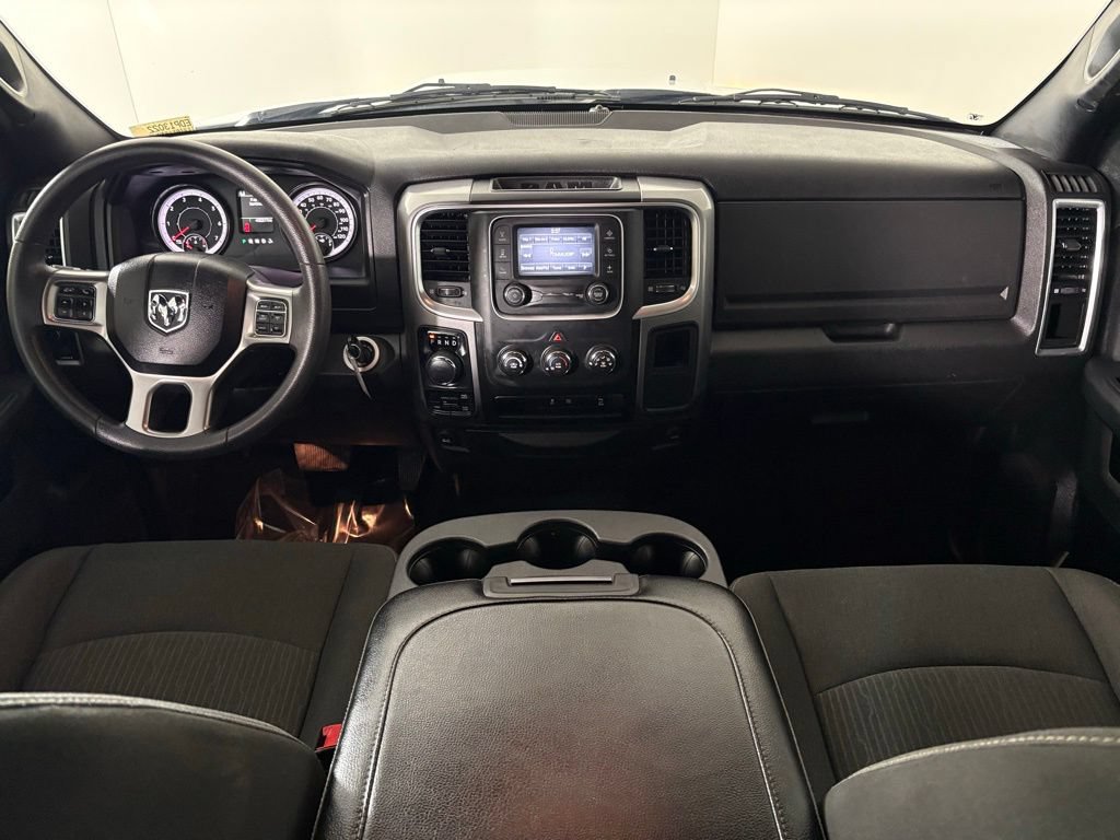 Used 2024 RAM 1500 Warlock AWD/4WD image 35
