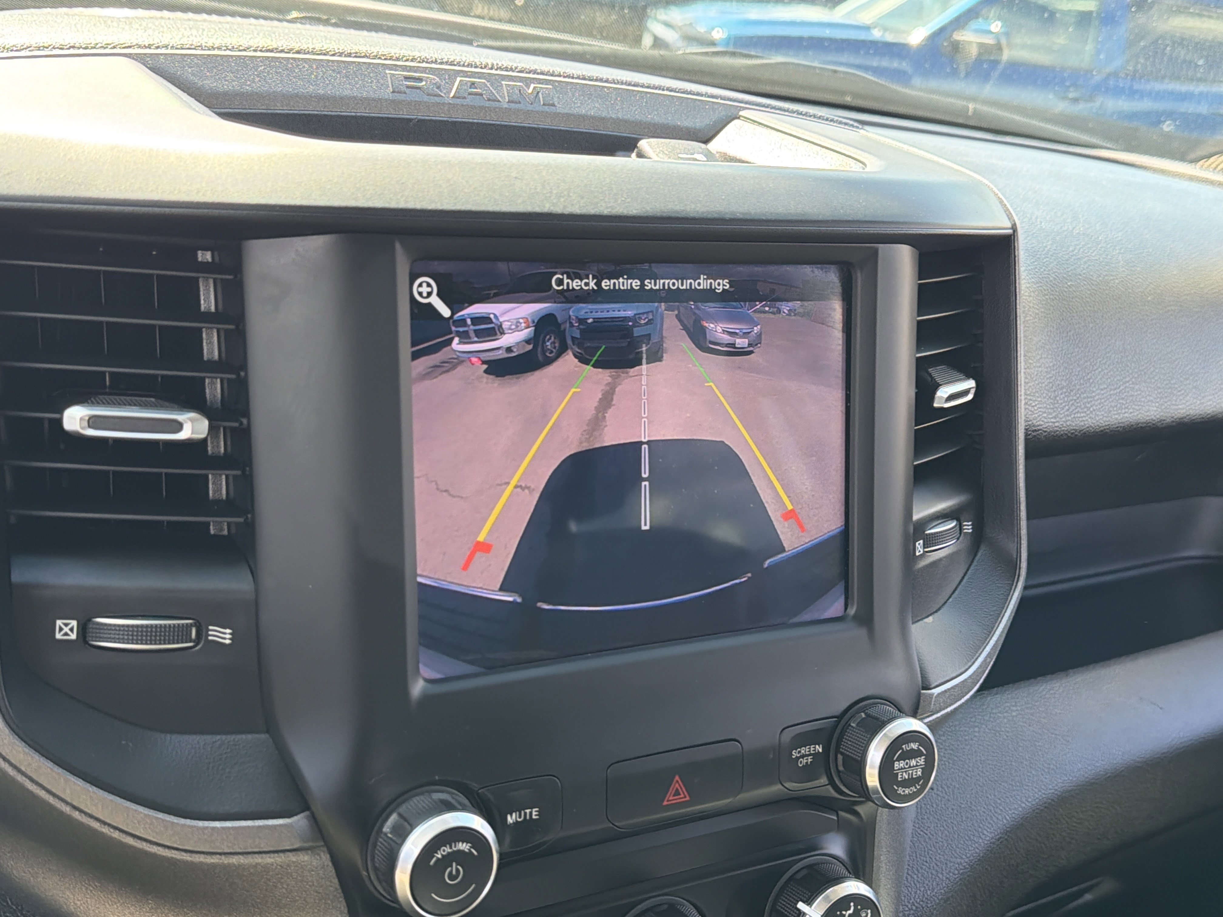 Used 2019 RAM 2500 Tradesman AWD/4WD image 23