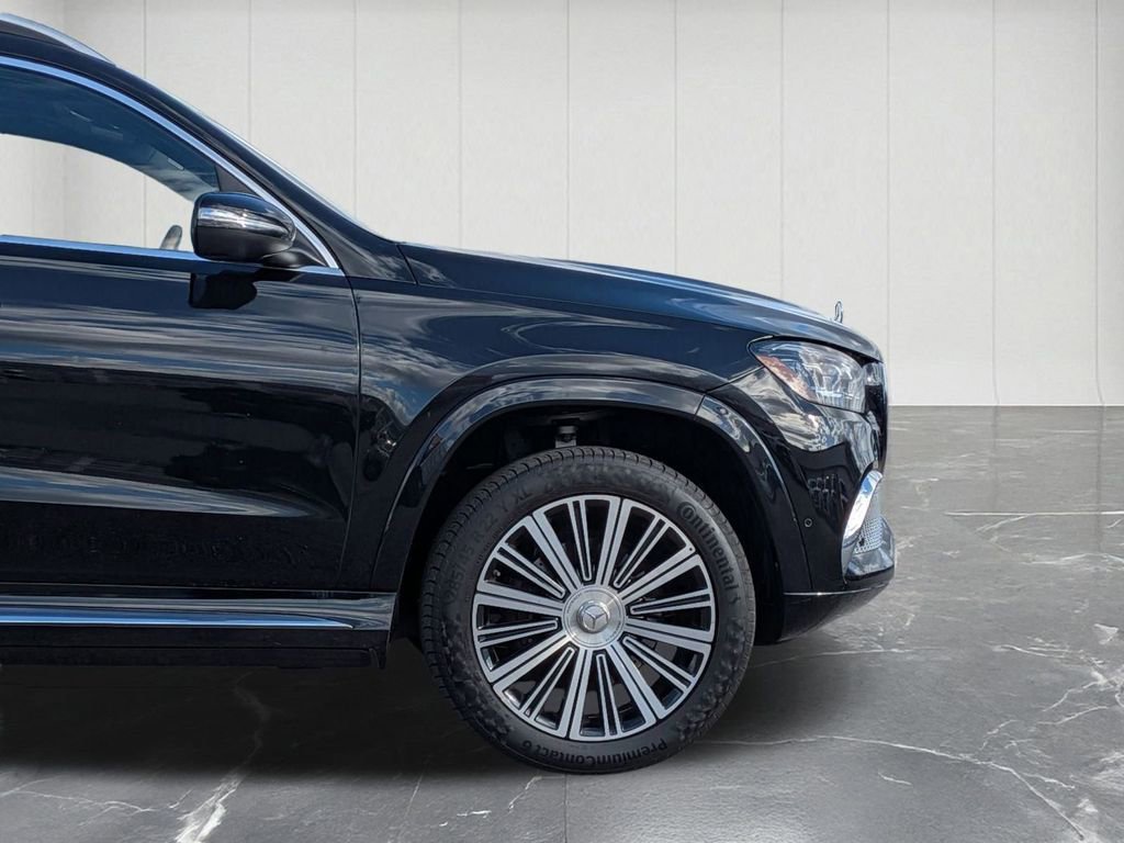 Used 2021 Mercedes-Benz Maybach GLS 600 4MATIC image 12