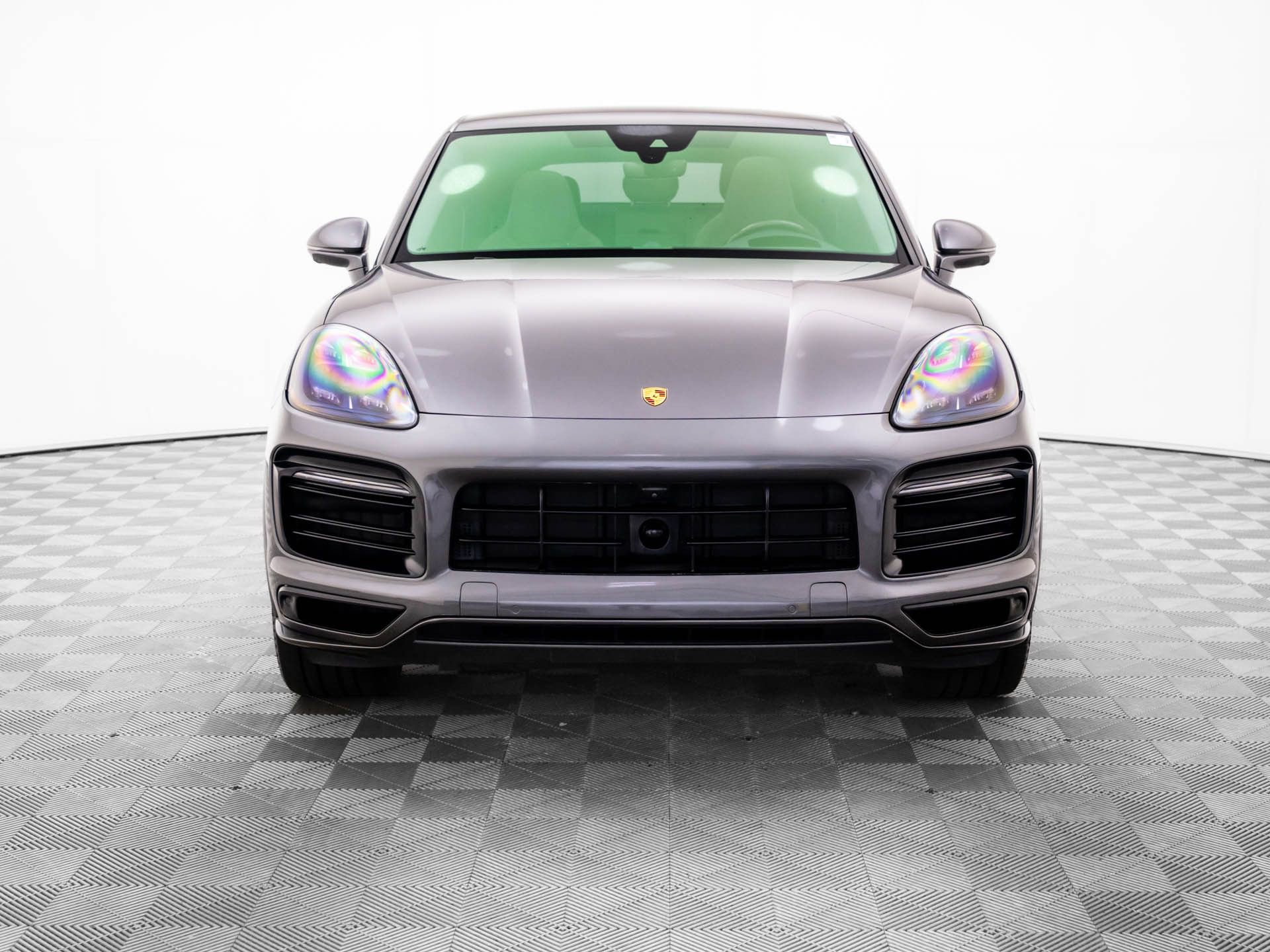 Used 2021 Porsche Cayenne GTS image 9