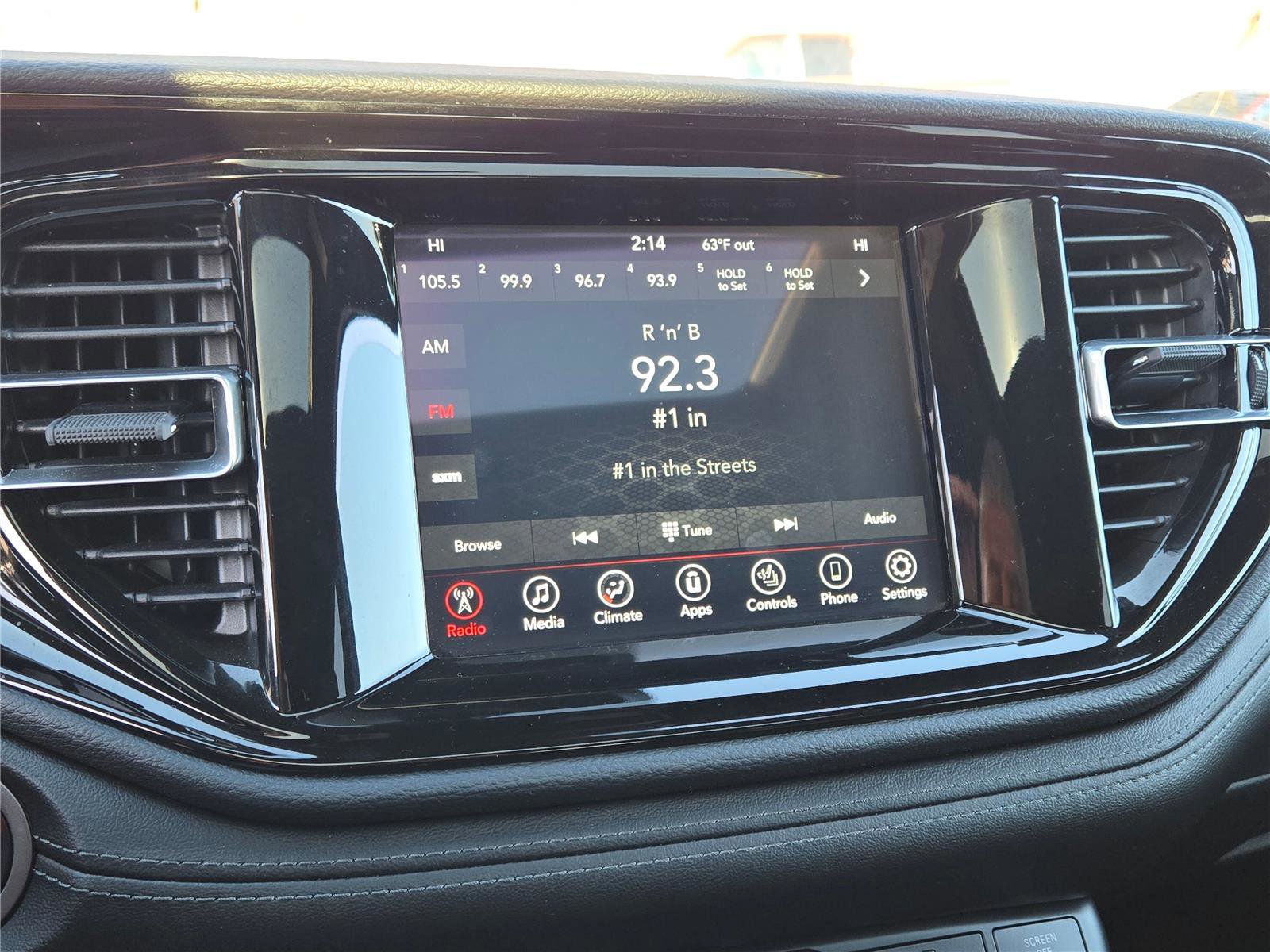 Used 2023 Dodge Durango SXT w/ SXT Blacktop Group image 28