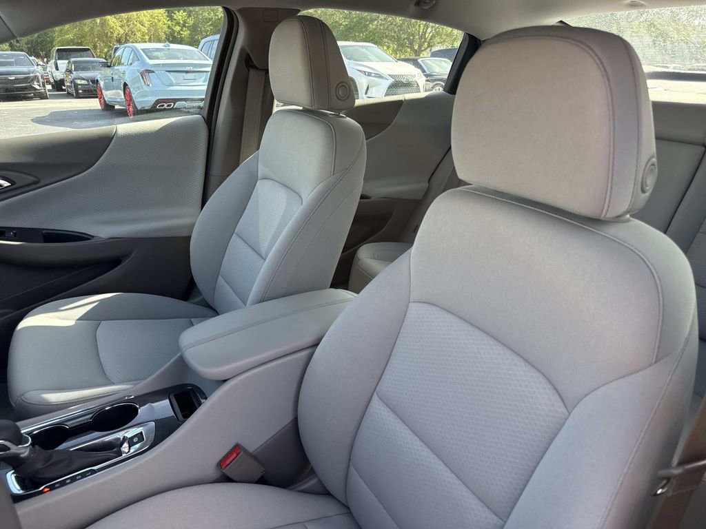 Used 2023 Chevrolet Malibu LT image 20