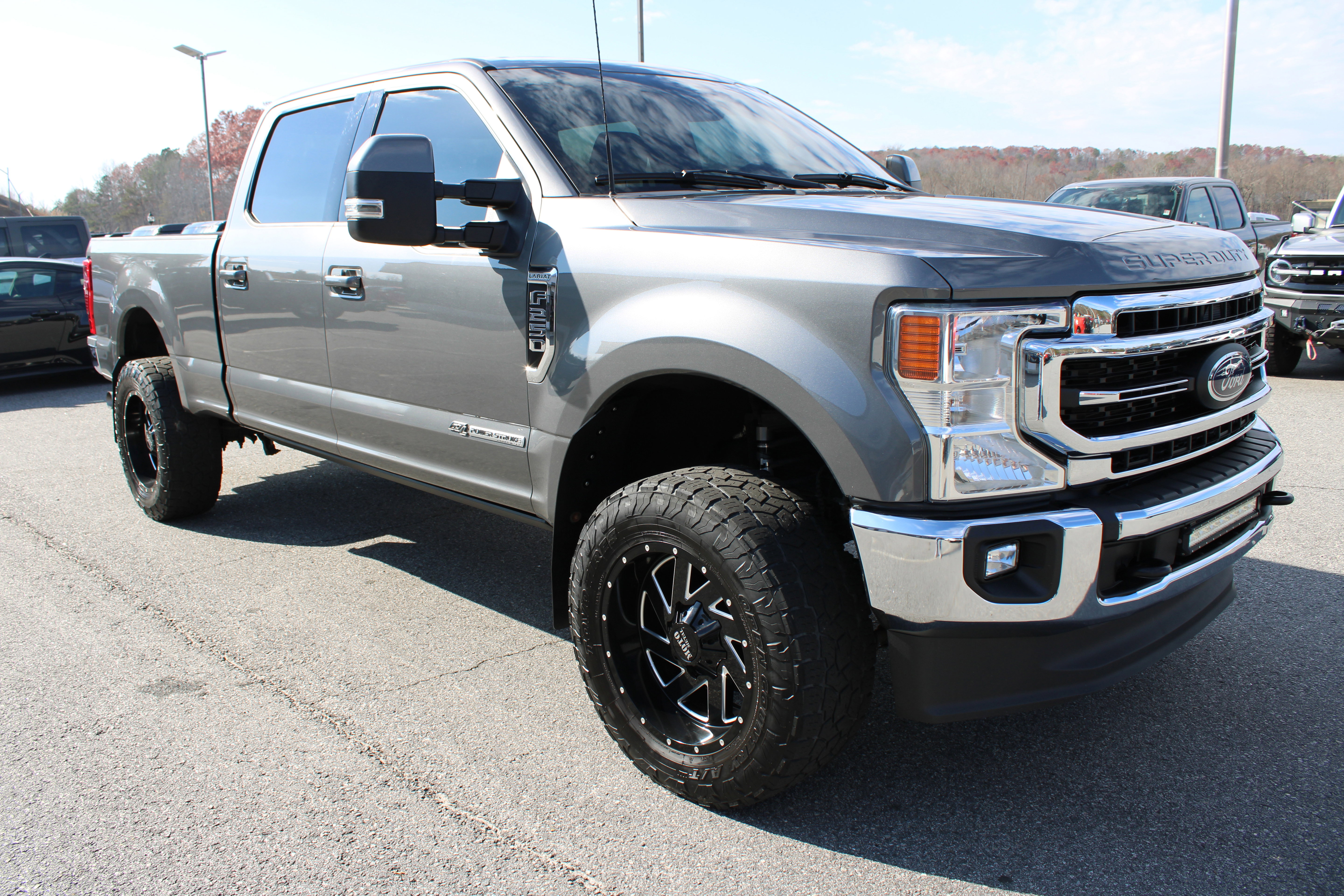 Used 2022 Ford F250 Lariat image 4