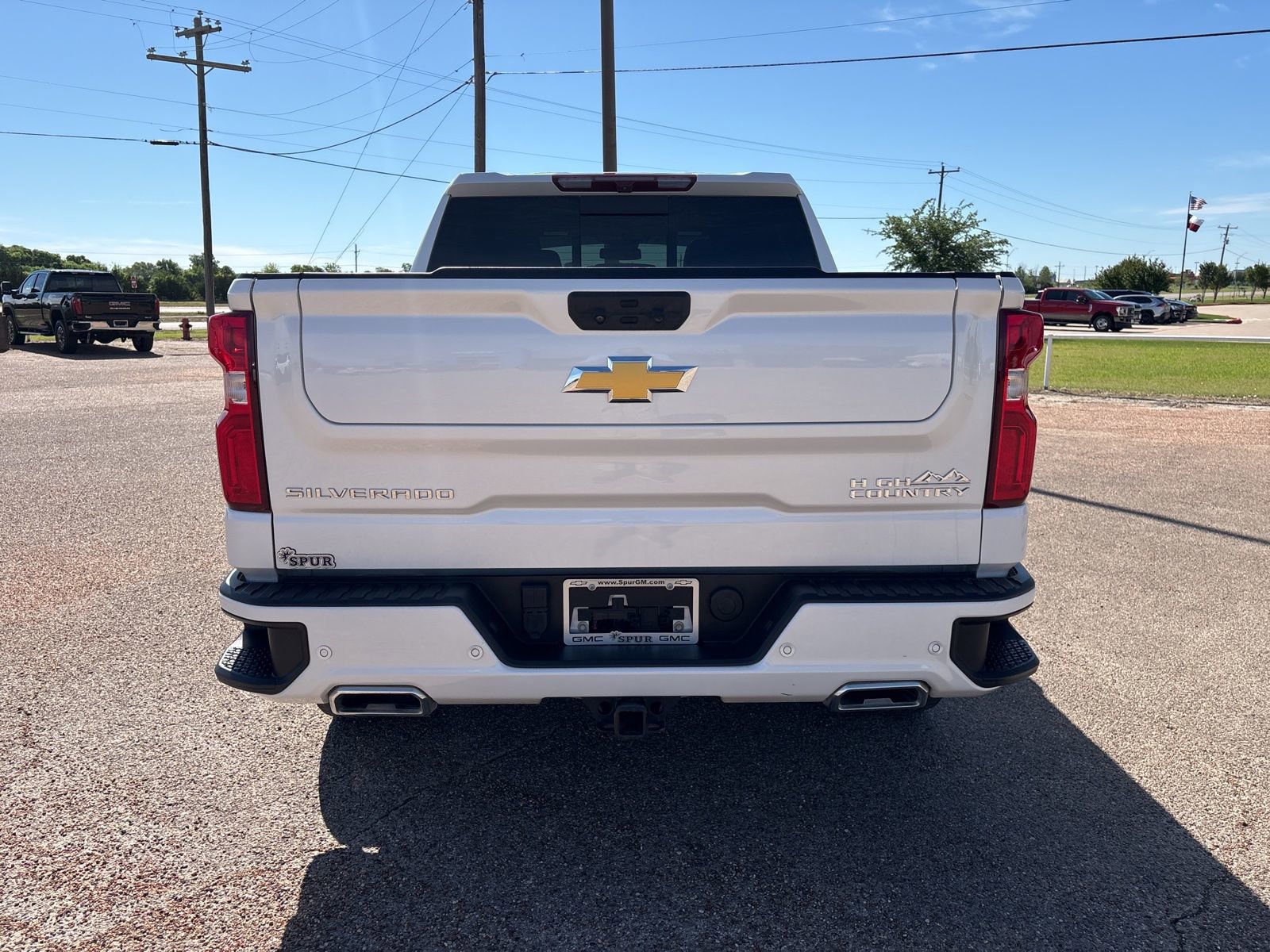 Used 2022 Chevrolet Silverado 1500 High Country w/ High Country Premium Package image 5