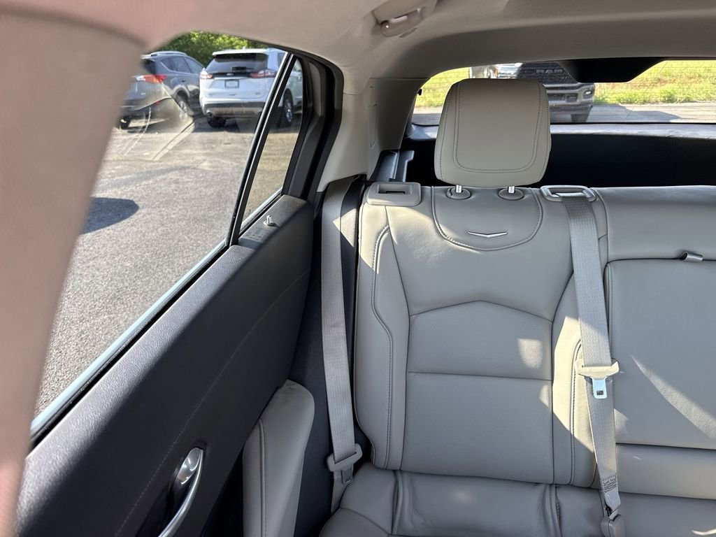 Certified 2020 Cadillac XT4 Premium Luxury FWD image 12