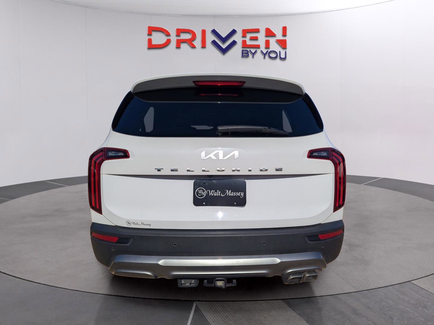 Used 2022 Kia Telluride EX w/ EX Premium Package image 4