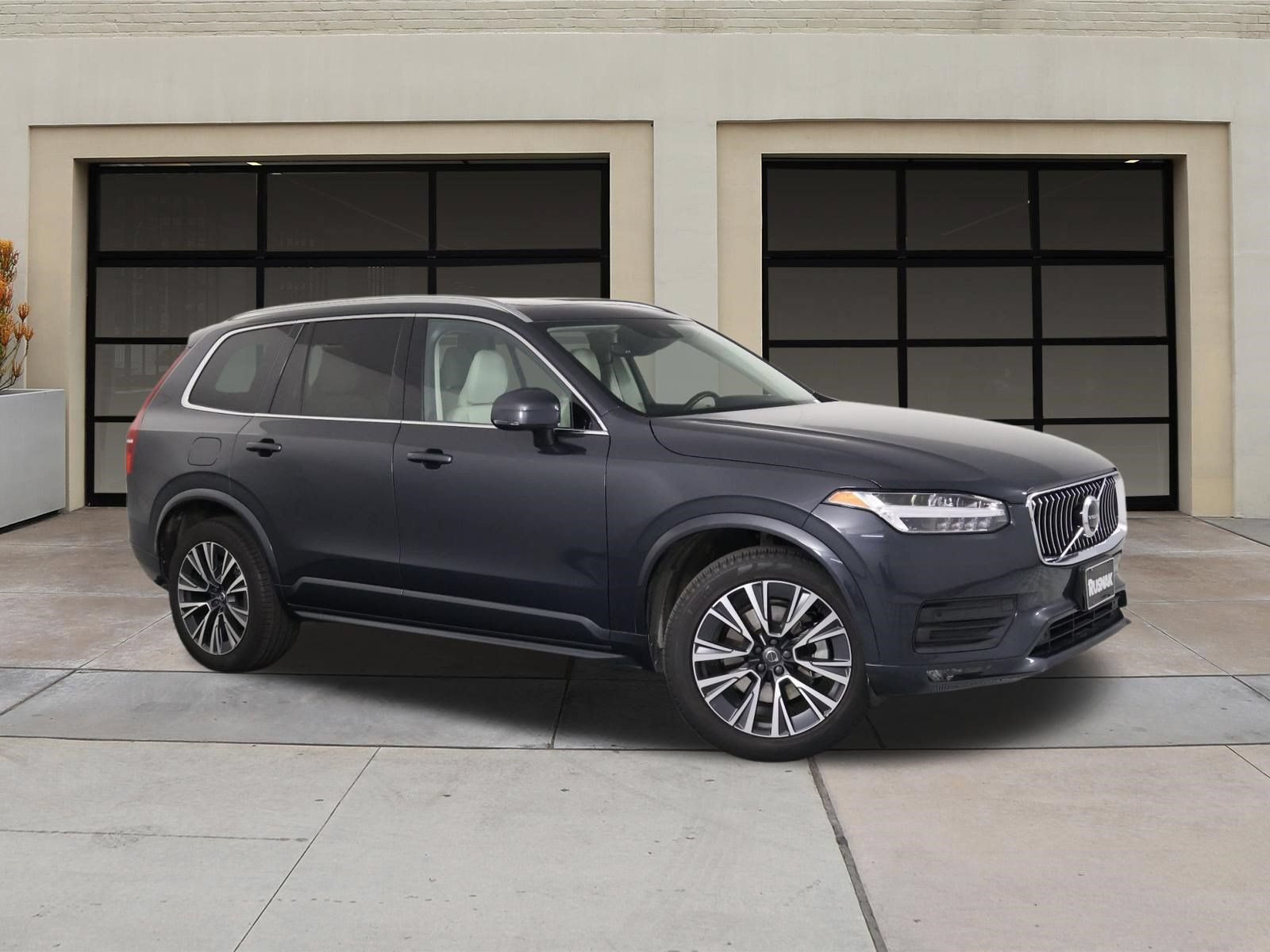 Used 2022 Volvo XC90 T5 Momentum w/ Protection Package Premier AWD/4WD image 34