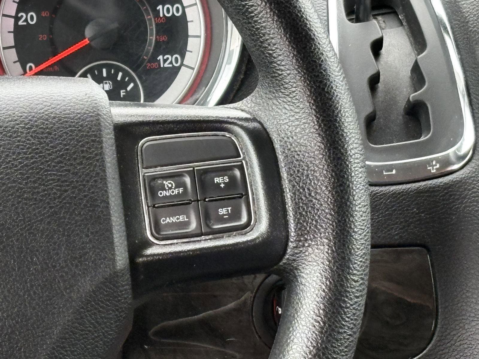 Used 2020 Dodge Grand Caravan SE image 9