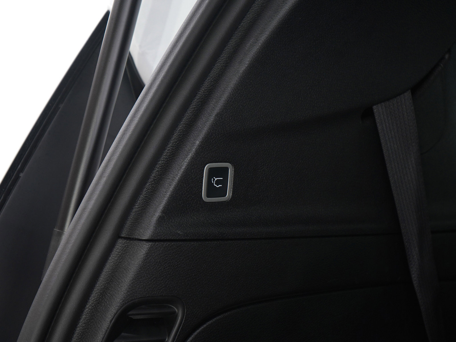 Used 2023 Chrysler Pacifica Touring-L w/ S Appearance Package AWD/4WD image 11