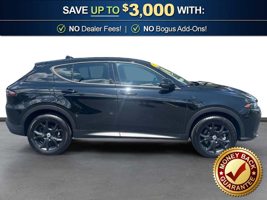 Used 2025 Dodge Hornet GT w/ GT Blacktop Package AWD/4WD image 8
