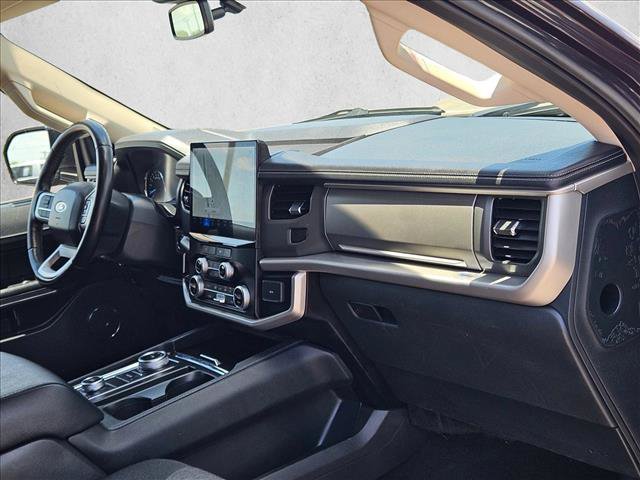 Used 2024 Ford Expedition XLT AWD/4WD image 21