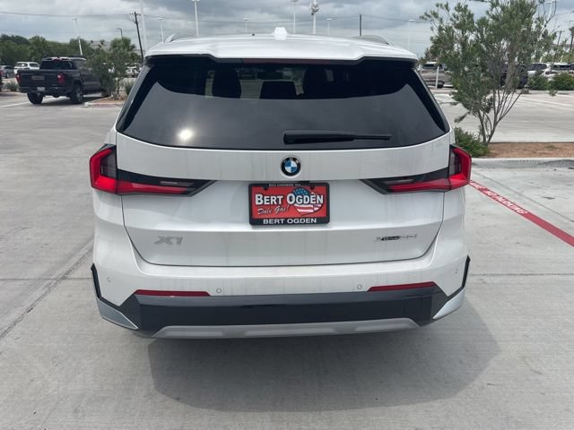New 2026 BMW X1 xDrive28i w/ Technology Package AWD/4WD image 5