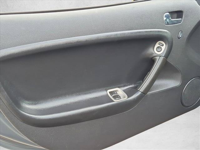 Used 2008 Pontiac Solstice Convertible w/ Premium Package RWD image 11